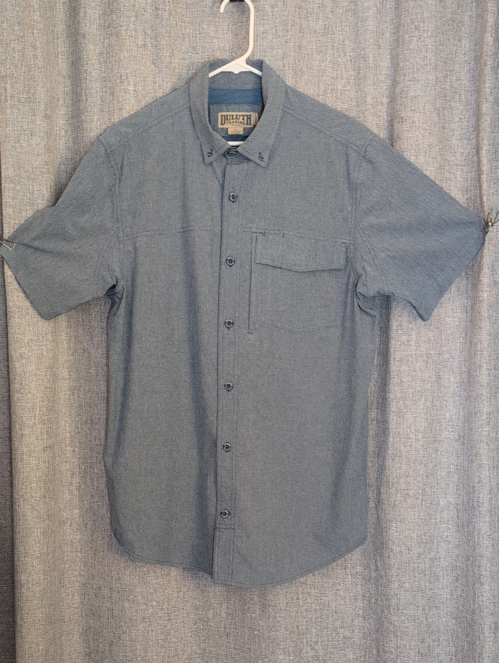 Duluth Trading Men's Short-Sleeve Chambray Blue Shirt